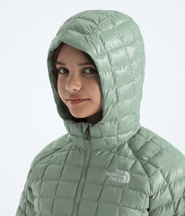 Girls’ THERMOBALL™ Parka / The North Face