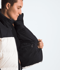 Women’s 1996 Retro Nuptse Jacket / The North Face