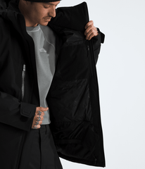 Men’s Chakal Jacket / The North Face