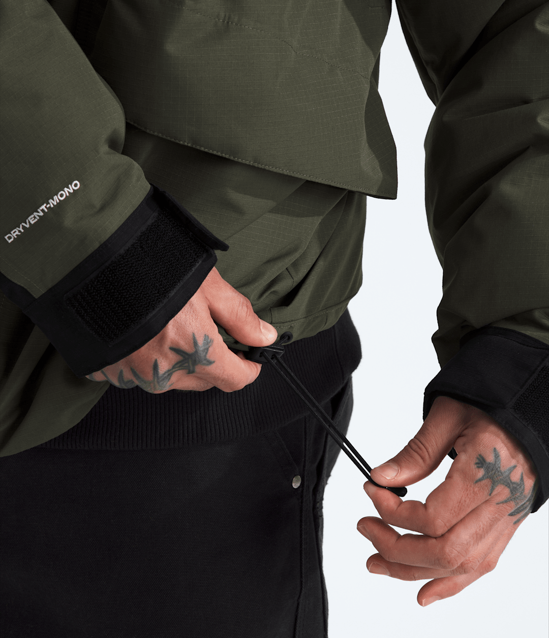 Men’s Mountain Down Jacket / The North Face