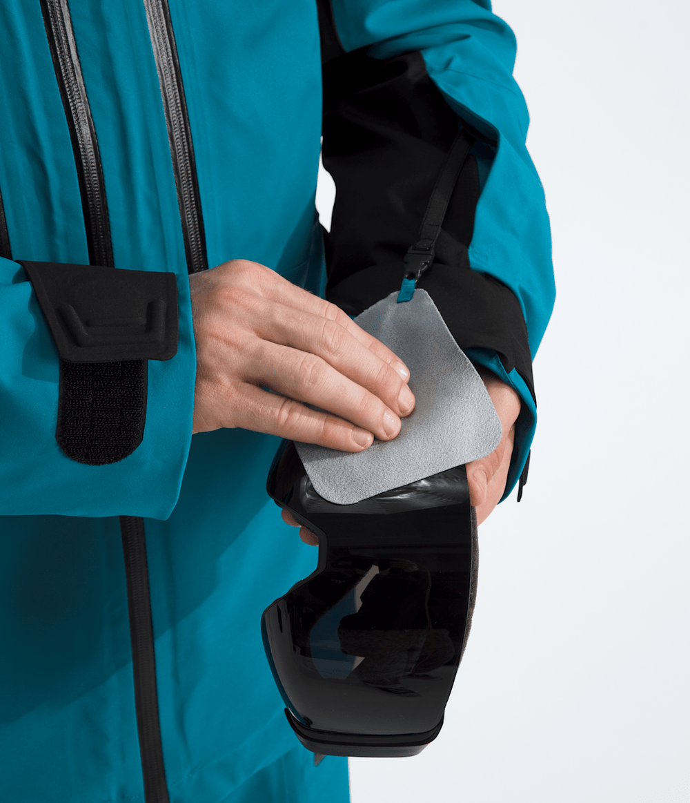 Men’s Chakal Jacket / The North Face
