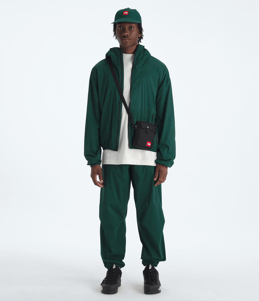 Men’s TNF™ Red Box Packable Hooded Wind Jacket / The North Face
