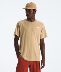 Men’s Escape The City Regular Short-Sleeve Tee / The North Face