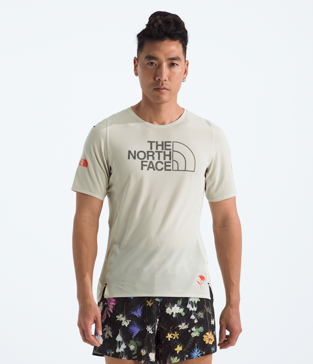 Men’s Summit Series High Trail Short-Sleeve—Graphic / The North Face