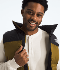 Men’s Waffle Long-Sleeve Henley / The North Face