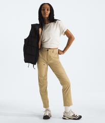 Women’s Evolution Box NSE Relaxed Short-Sleeve Tee / The North Face