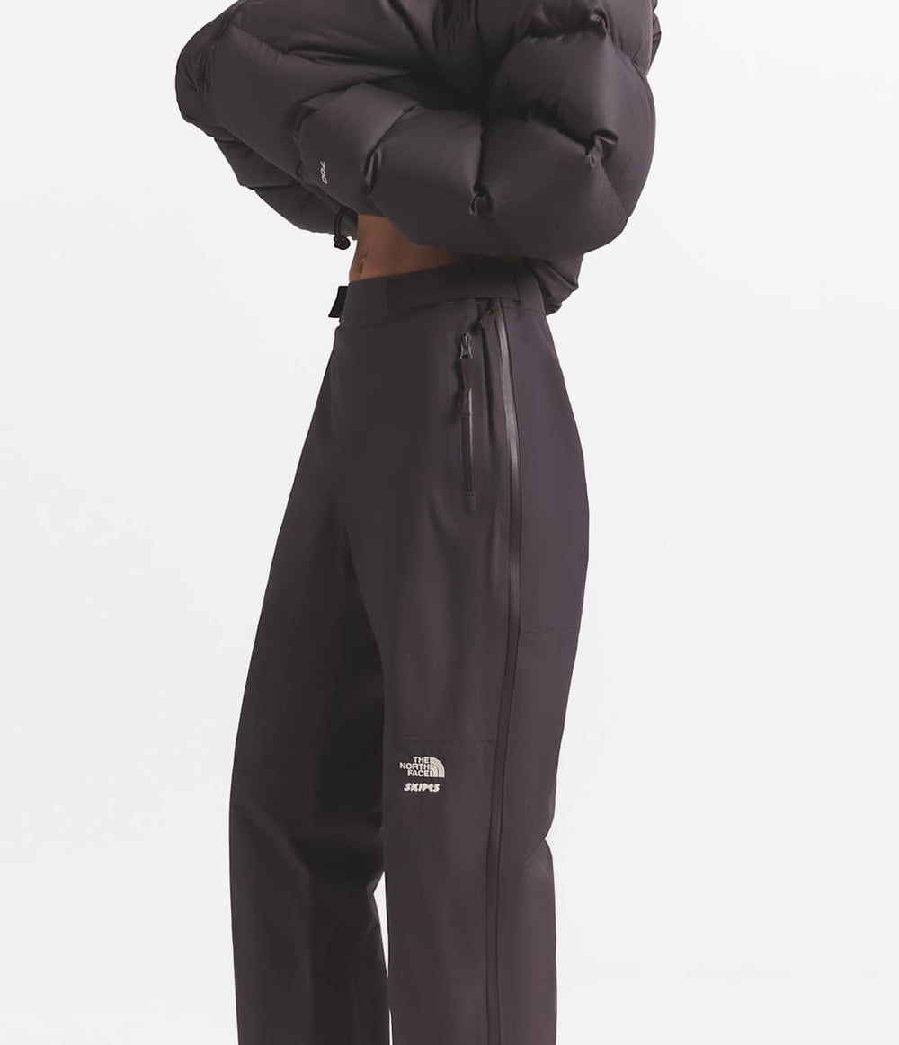 The North Face X SKIMS Women's Seam Tape Pant / The North Face