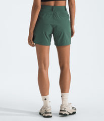 Women’s Basin 5'' Shorts / The North Face