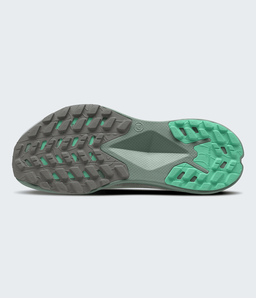 Women’s Altamesa 300 Shoes / The North Face