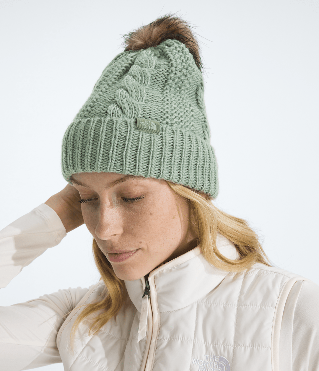 Women’s Oh Mega Fur Pom Beanie / The North Face