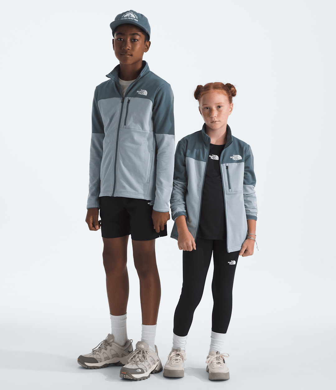 Boys’ & Girls’ Hike Mid Layer Full-Zip / The North Face
