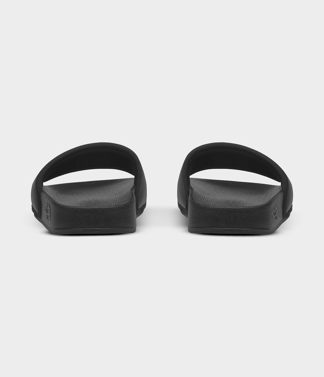 Youth Base Camp Slides III / The North Face