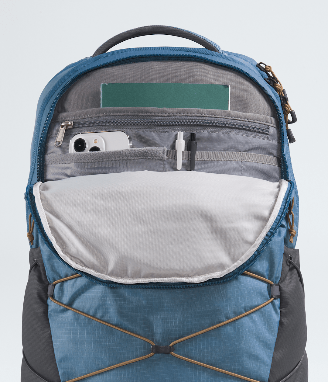 Borealis Backpack / The North Face