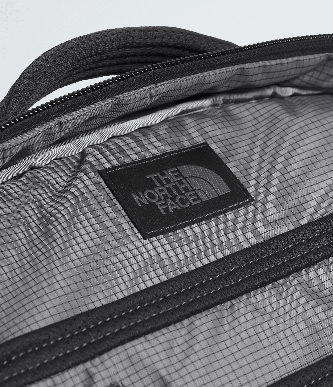 Base Camp Voyager Pro Travel Pack / The North Face