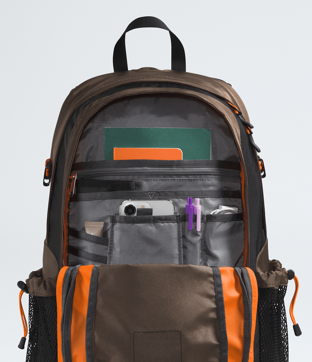 Hot Shot SE Backpack / The North Face