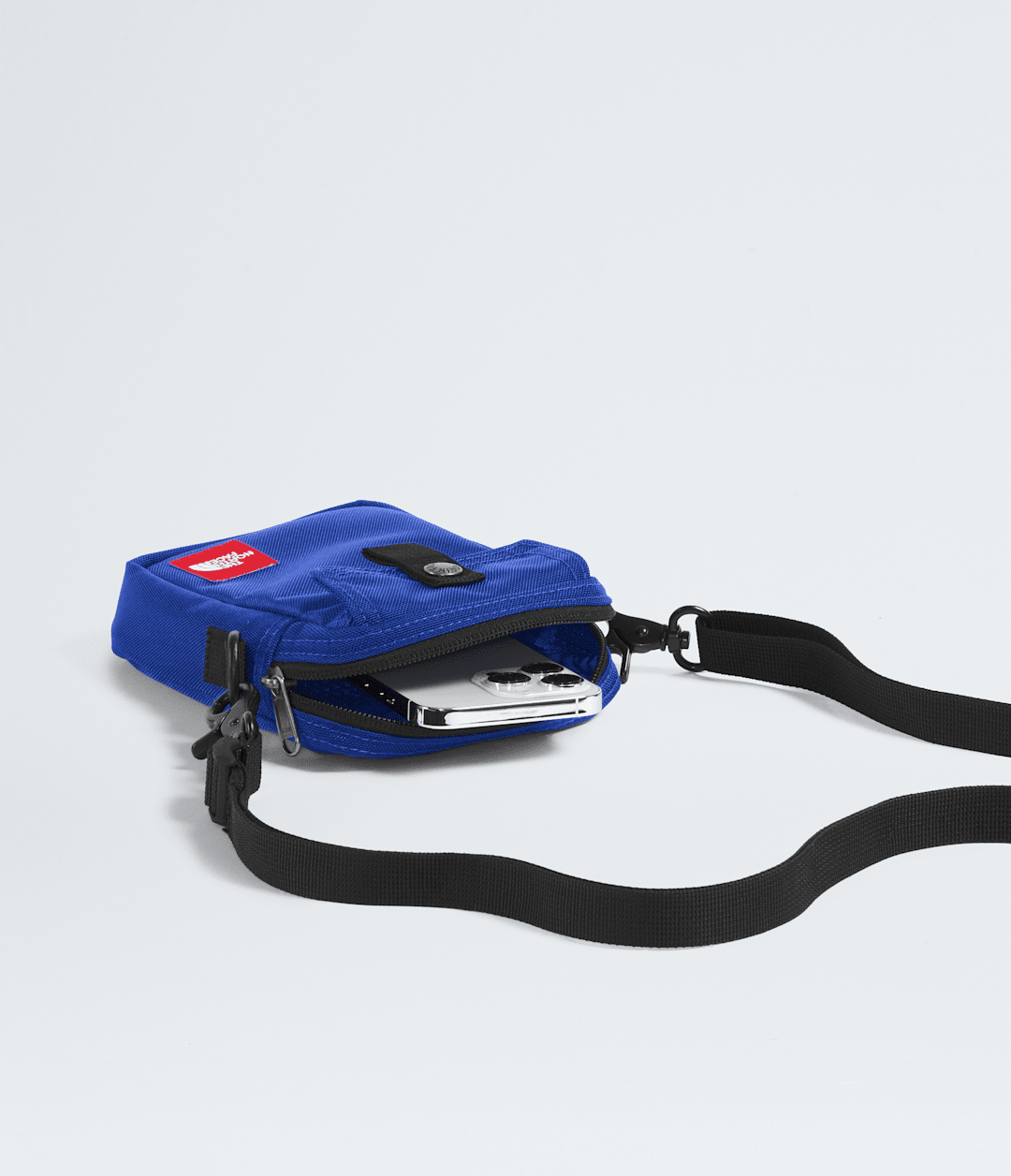 TNF™ Red Box Small Carry Bag / The North Face