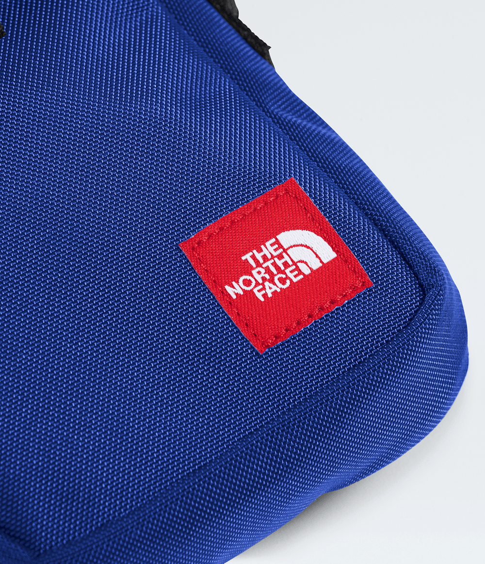 TNF™ Red Box Small Carry Bag / The North Face