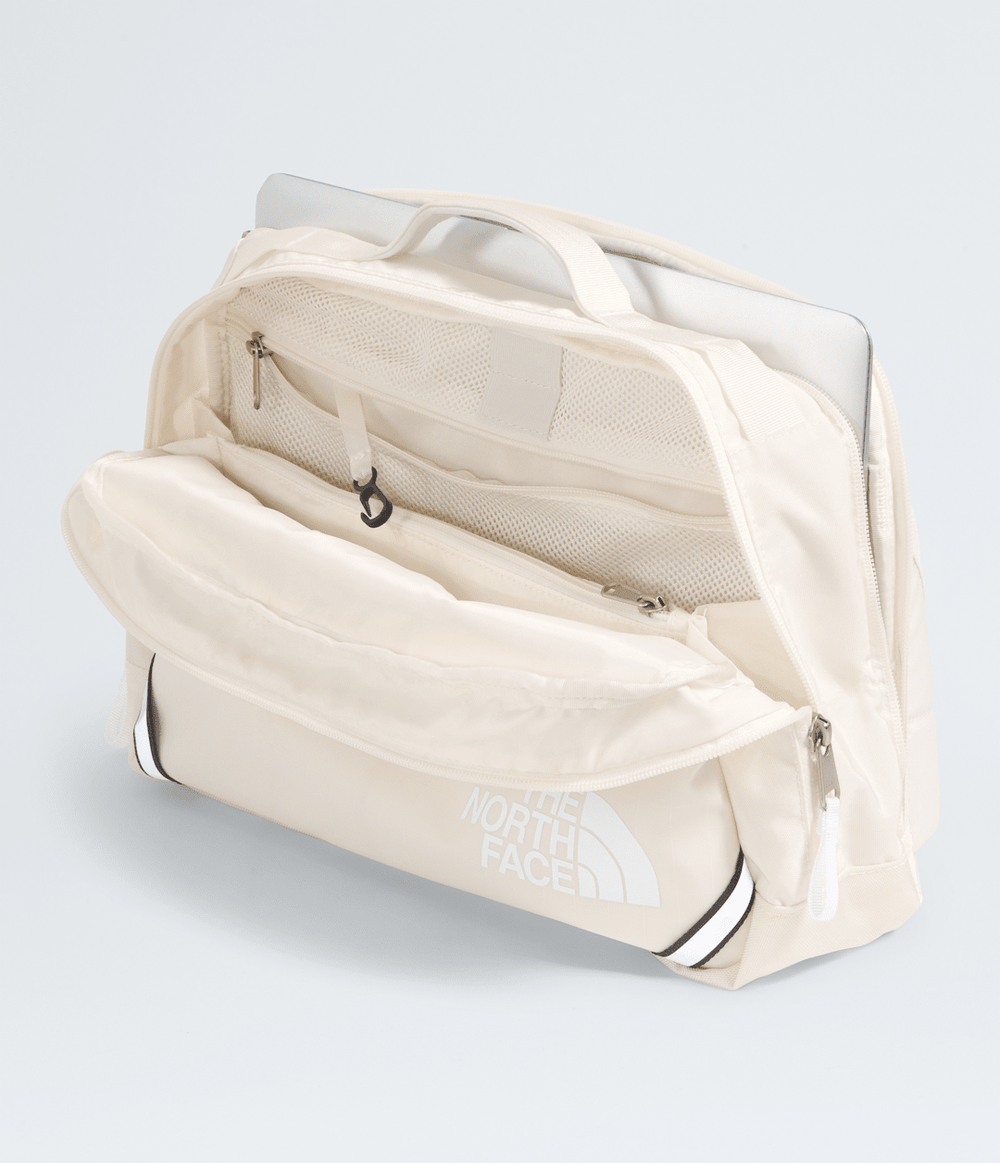 Base Camp Voyager Sling / The North Face