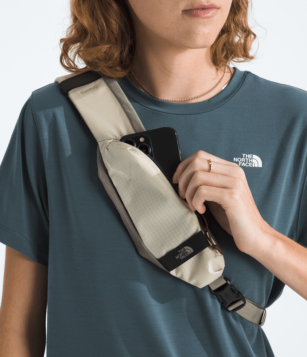 Borealis Sling / The North Face