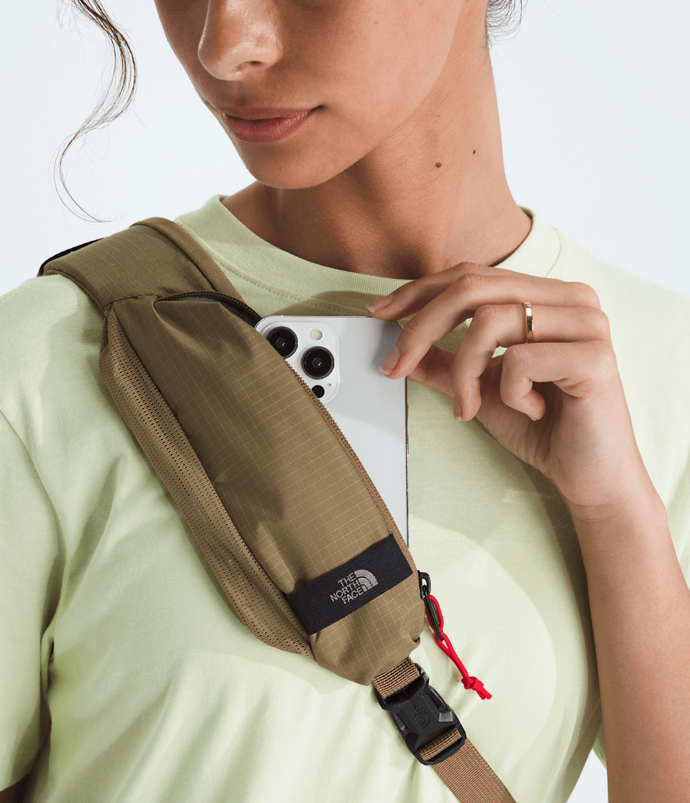 Borealis Sling / The North Face