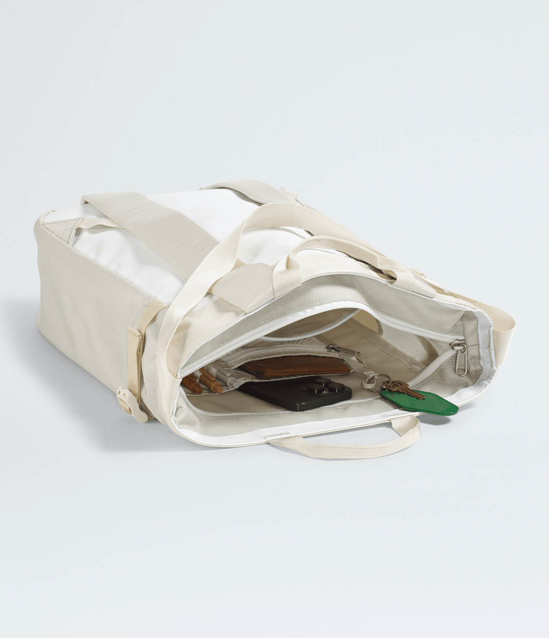 Base Camp Tote Pack / The North Face