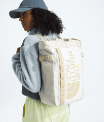Base Camp Tote Pack / The North Face
