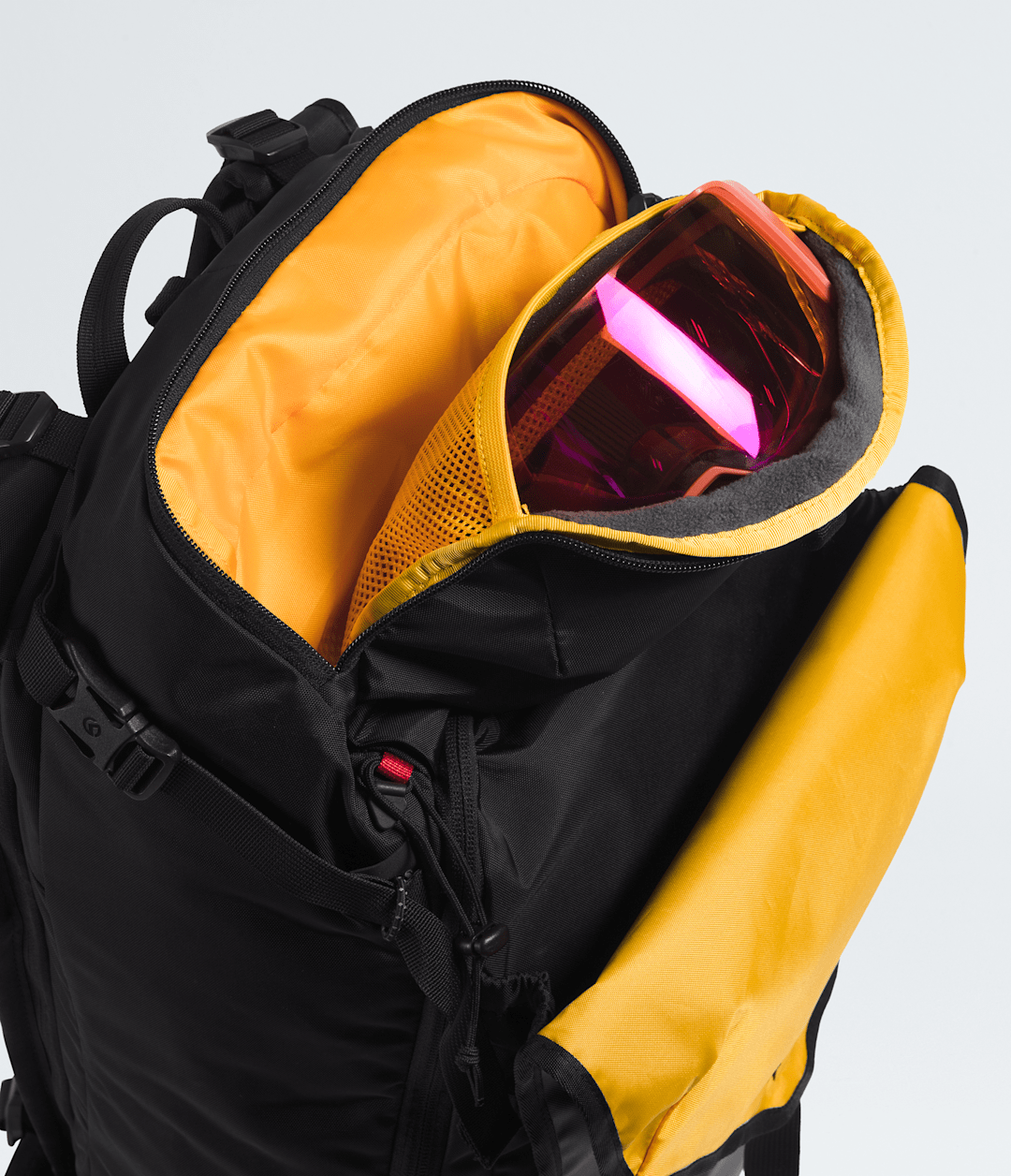 Snomad 34 Backpack / The North Face