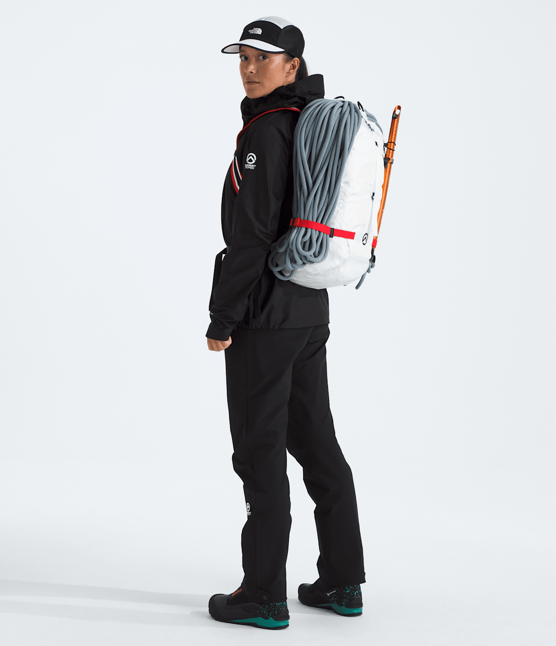 Summit Series Verto 27 Backpack / The North Face