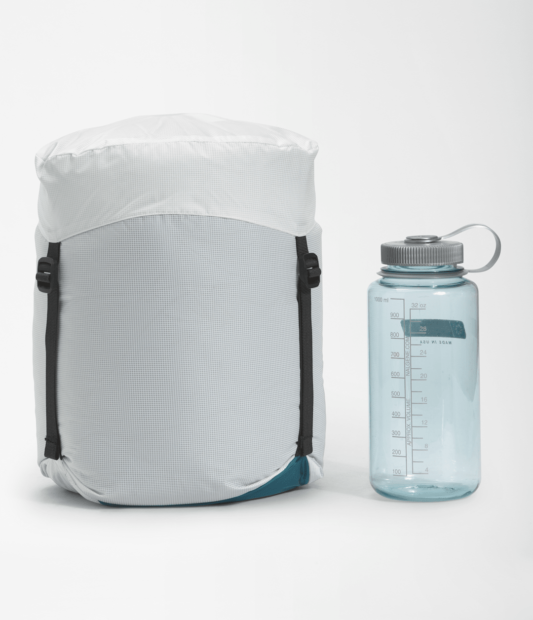 Blue Kazoo Sleeping Bag / The North Face