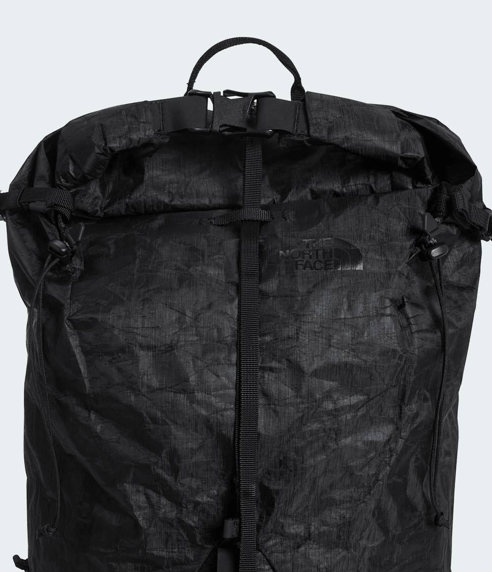 Summit Series AMK 25L Pack / The North Face