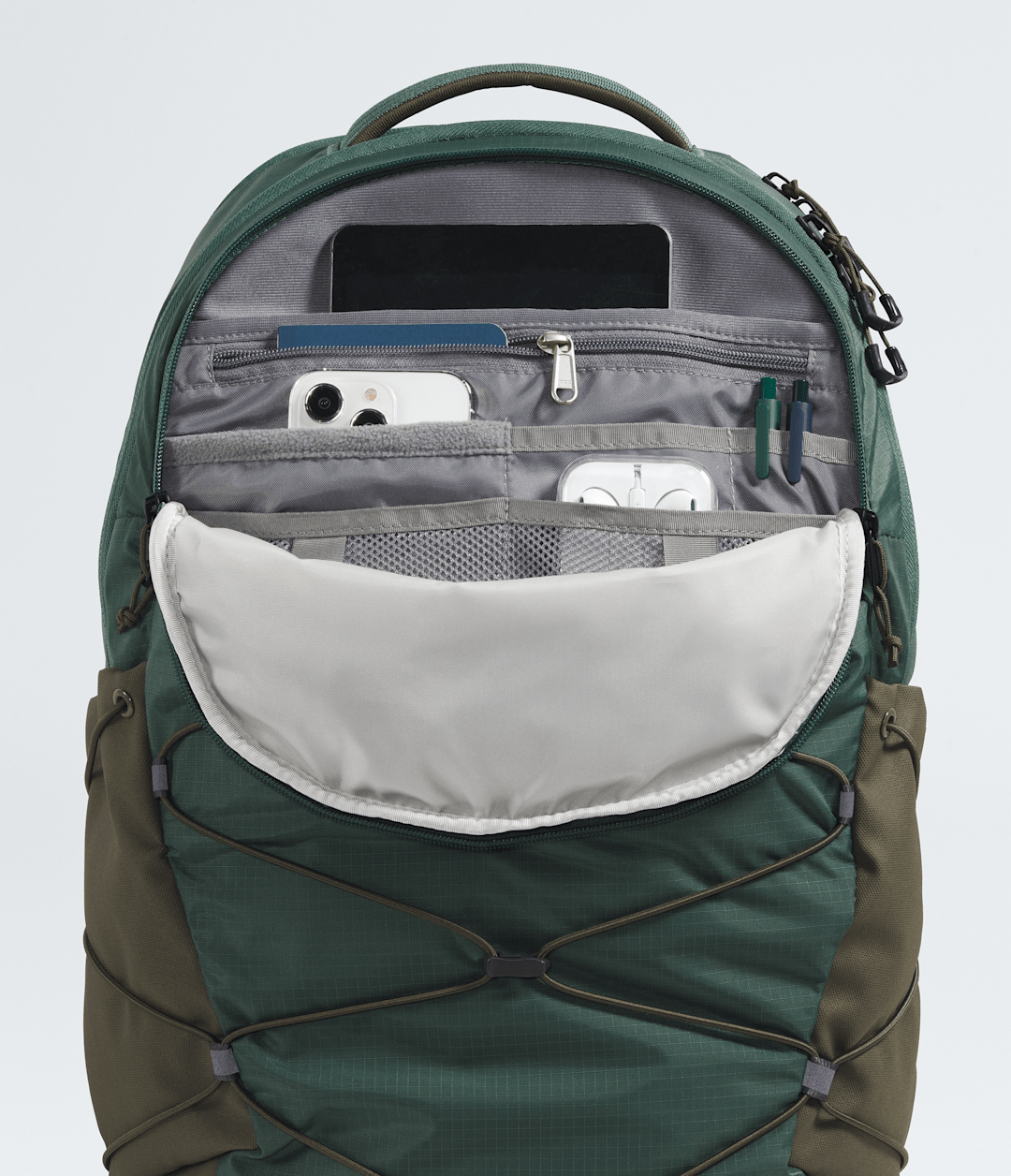 Borealis Backpack / The North Face