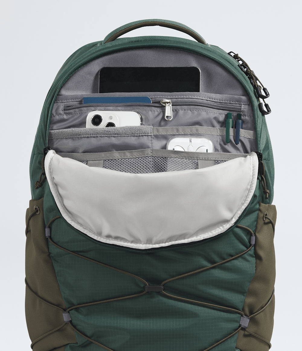 Borealis Backpack / The North Face