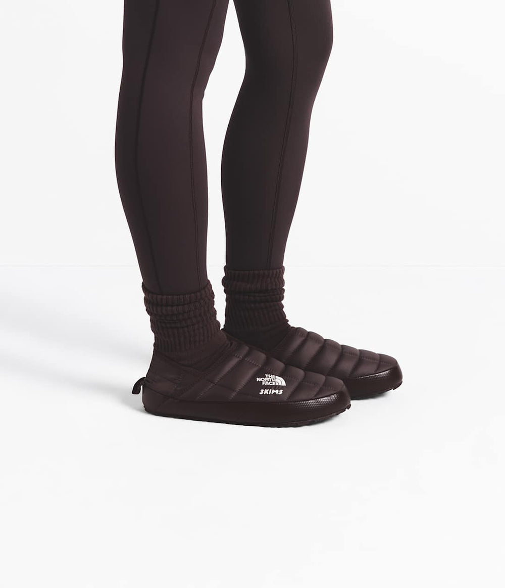 The North Face X SKIMS Thermoball Traction Mule V / The North Face