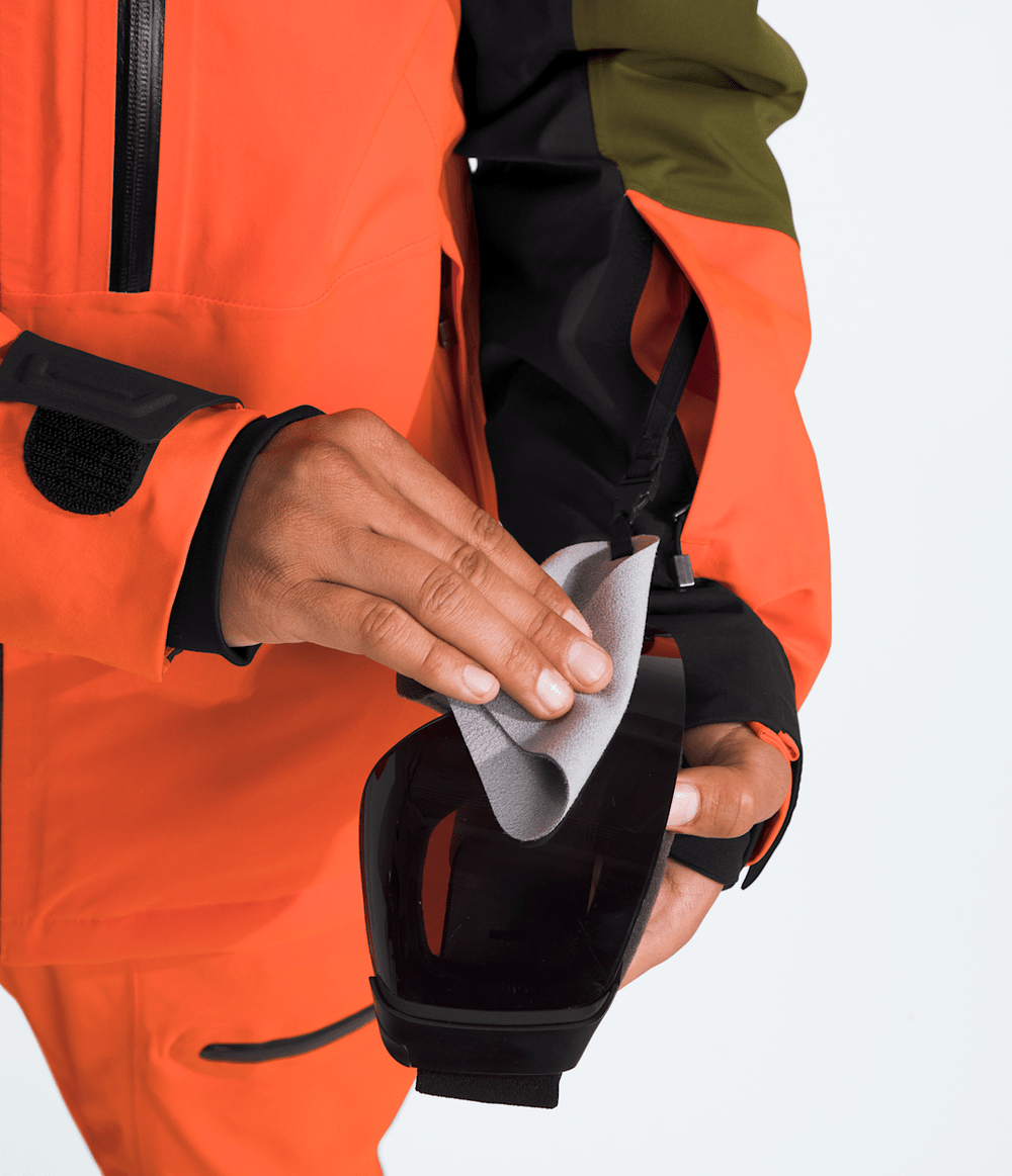 Men’s Chakal Jacket / The North Face