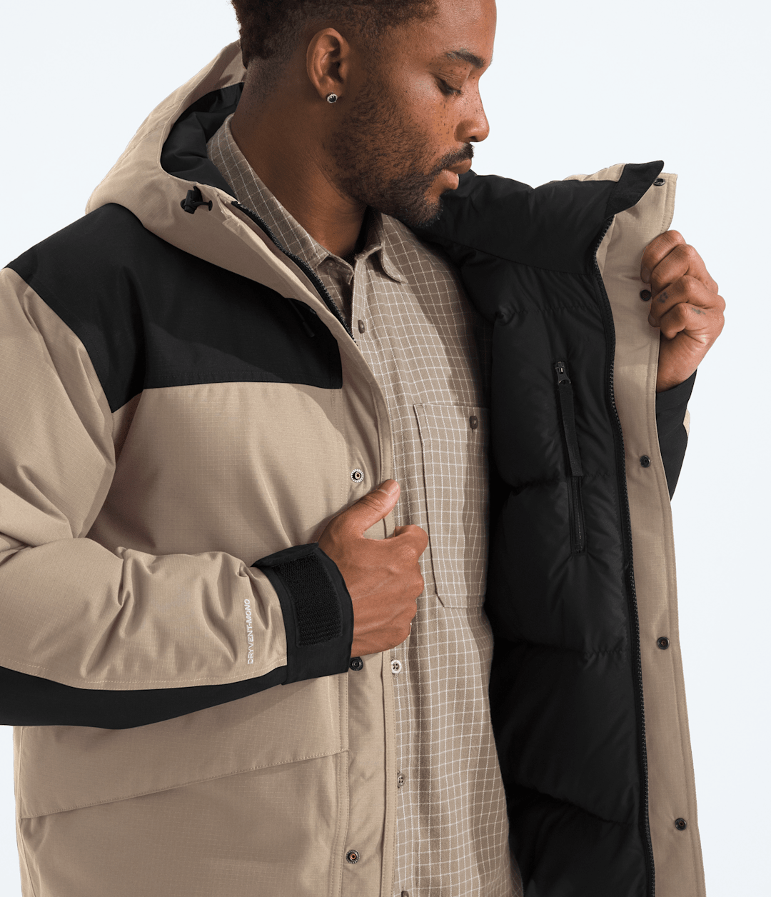 Men’s Mountain Down Jacket / The North Face