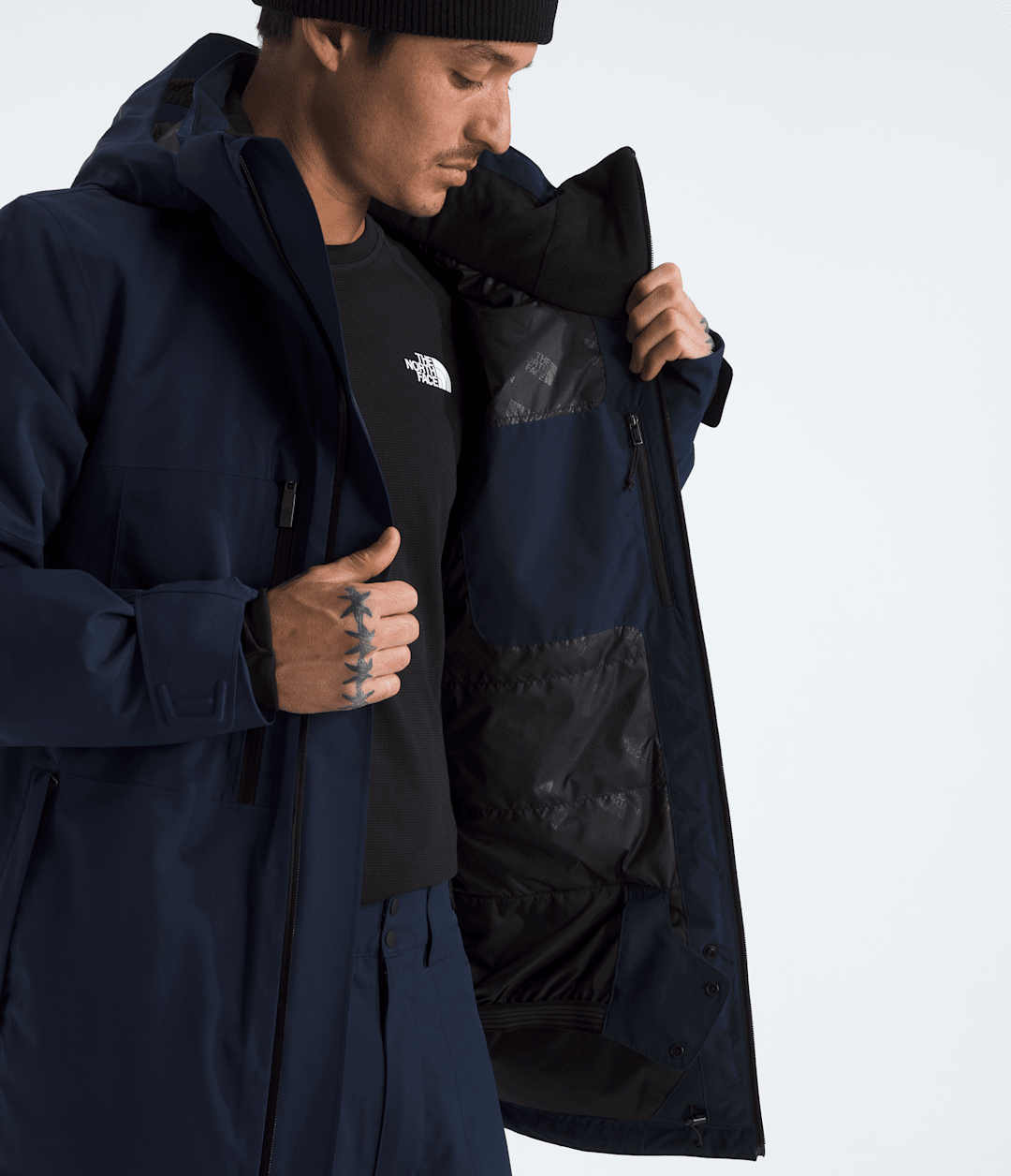 Men’s Chakal Jacket / The North Face