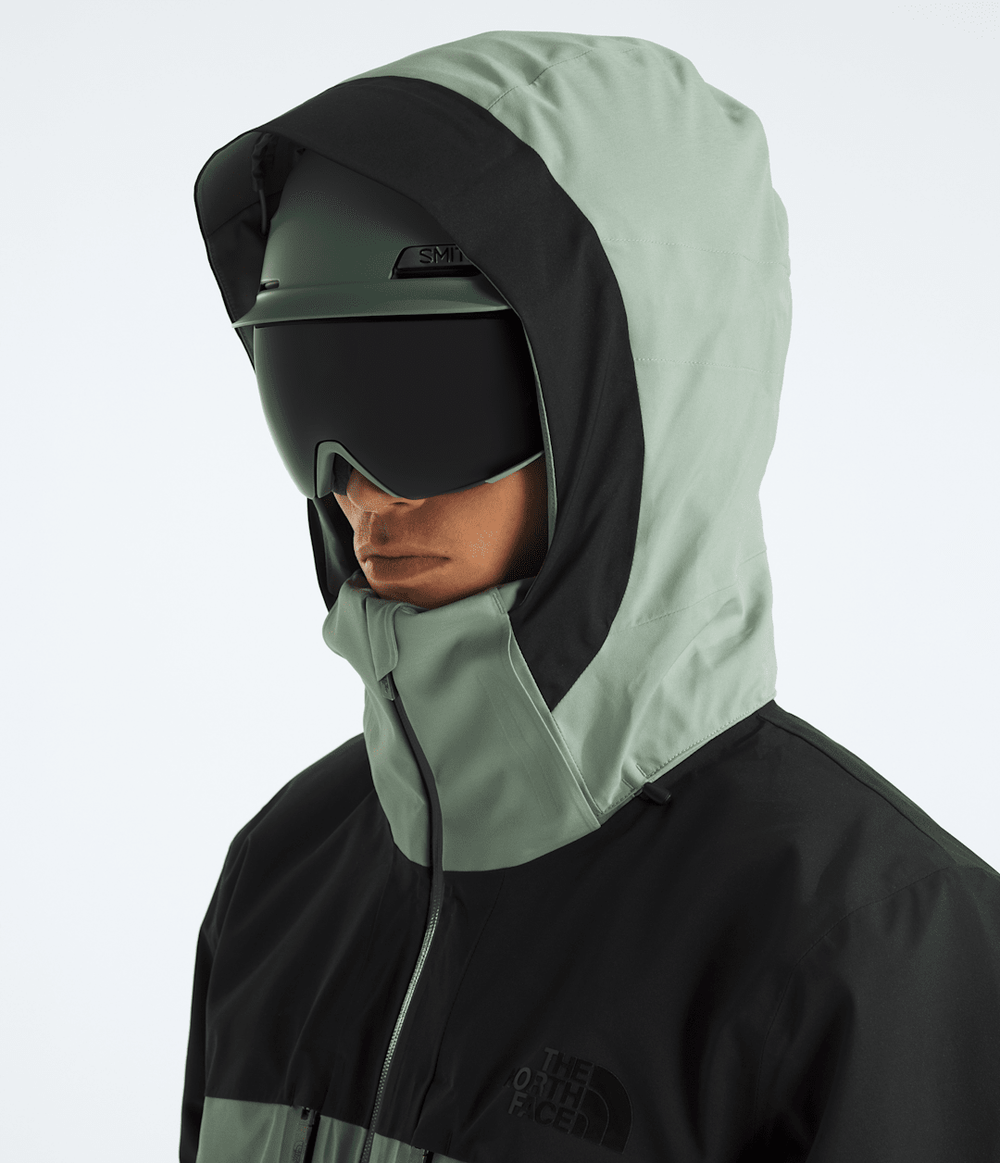 Men’s Chakal Jacket / The North Face