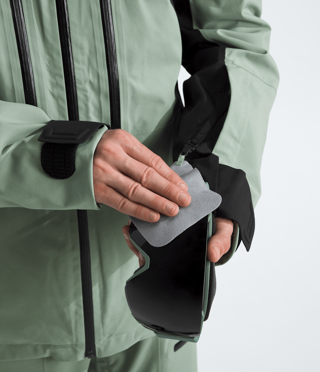 Men’s Chakal Jacket / The North Face