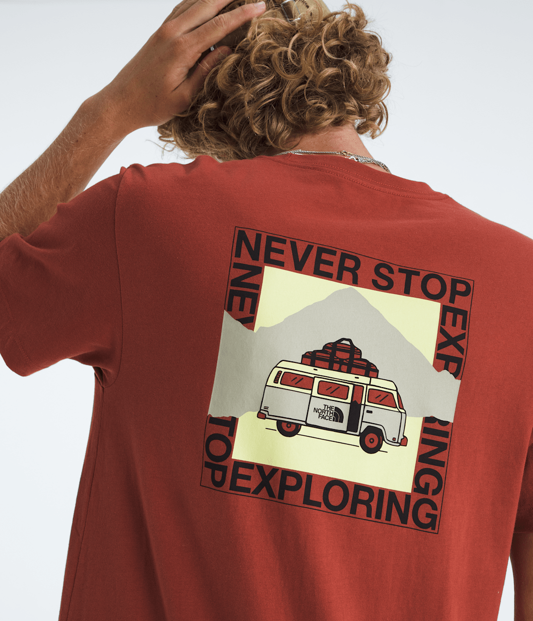 Men’s Escape The City Regular Short-Sleeve Tee / The North Face