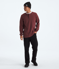 Men’s Waffle Long-Sleeve Henley / The North Face