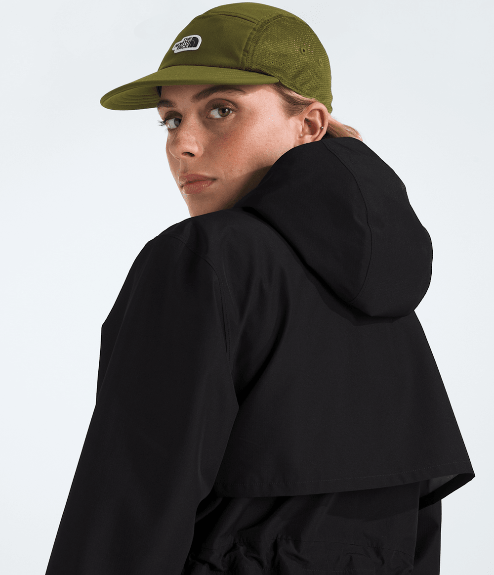 Women’s Daybreak Mid Rain Parka / The North Face