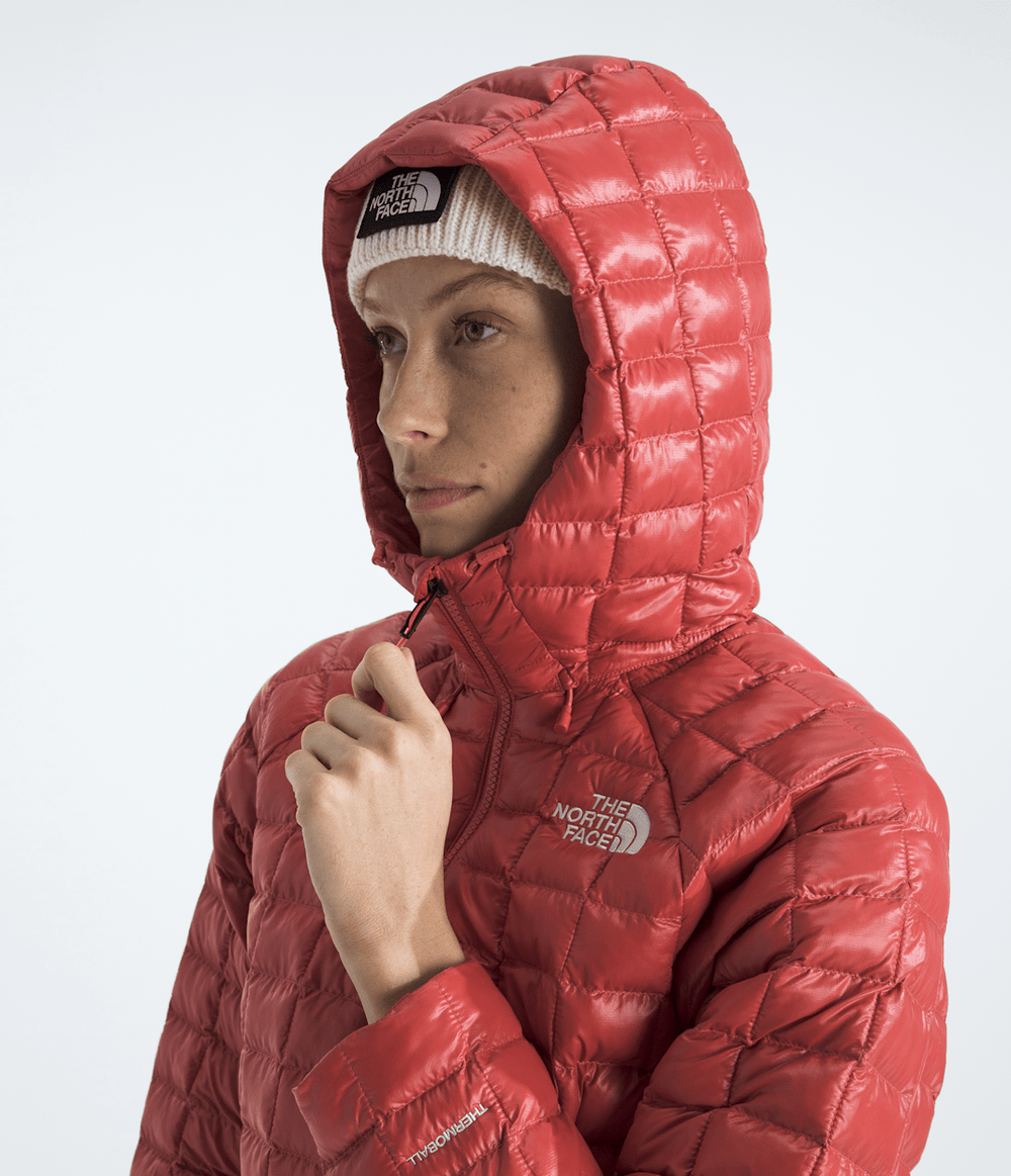Women’s THERMOBALL™ Hooded Jacket / The North Face