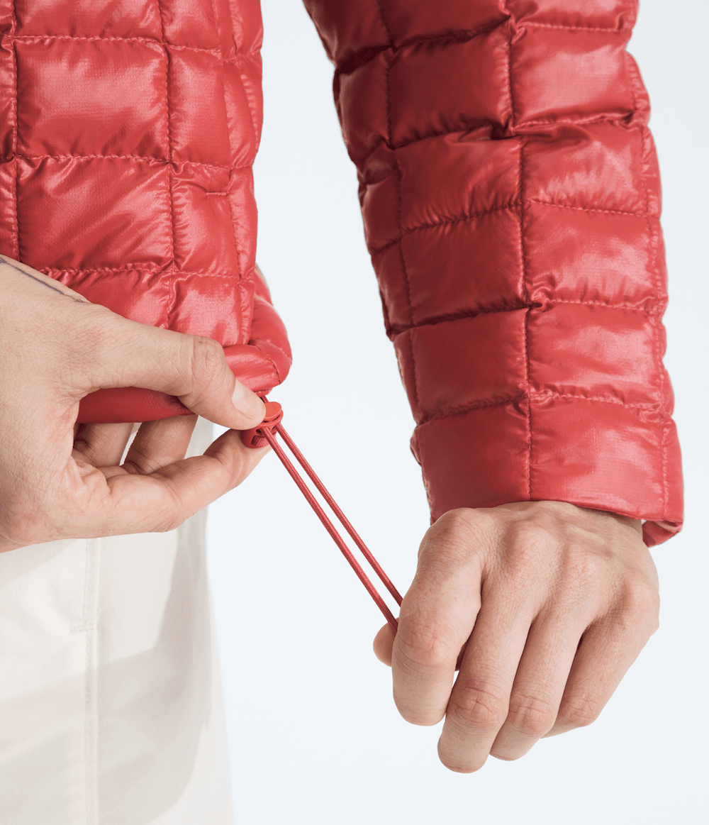 Women’s THERMOBALL™ Hooded Jacket / The North Face