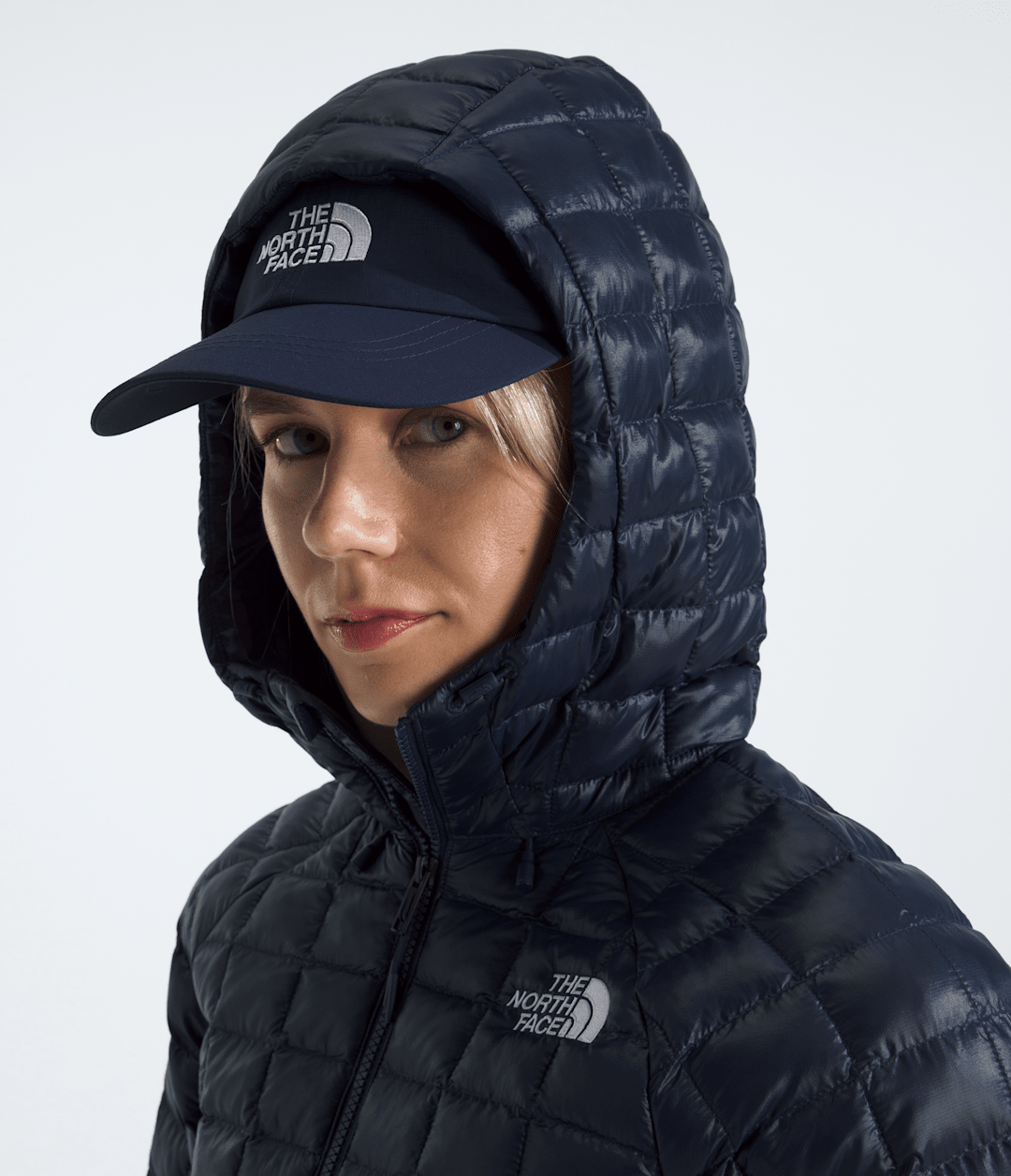 Women’s THERMOBALL™ Hooded Jacket / The North Face