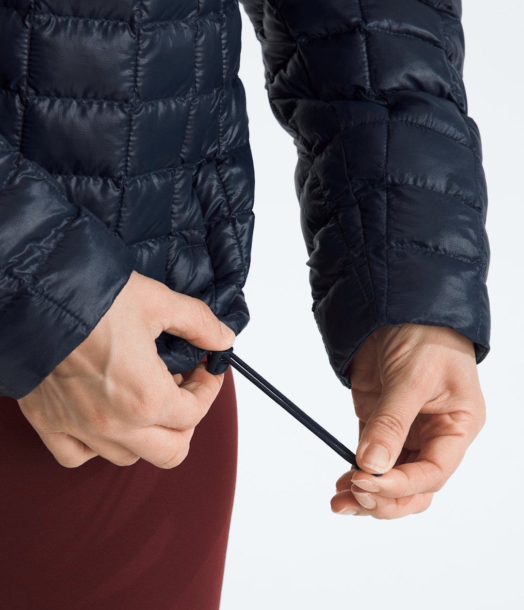 Women’s THERMOBALL™ Hooded Jacket / The North Face