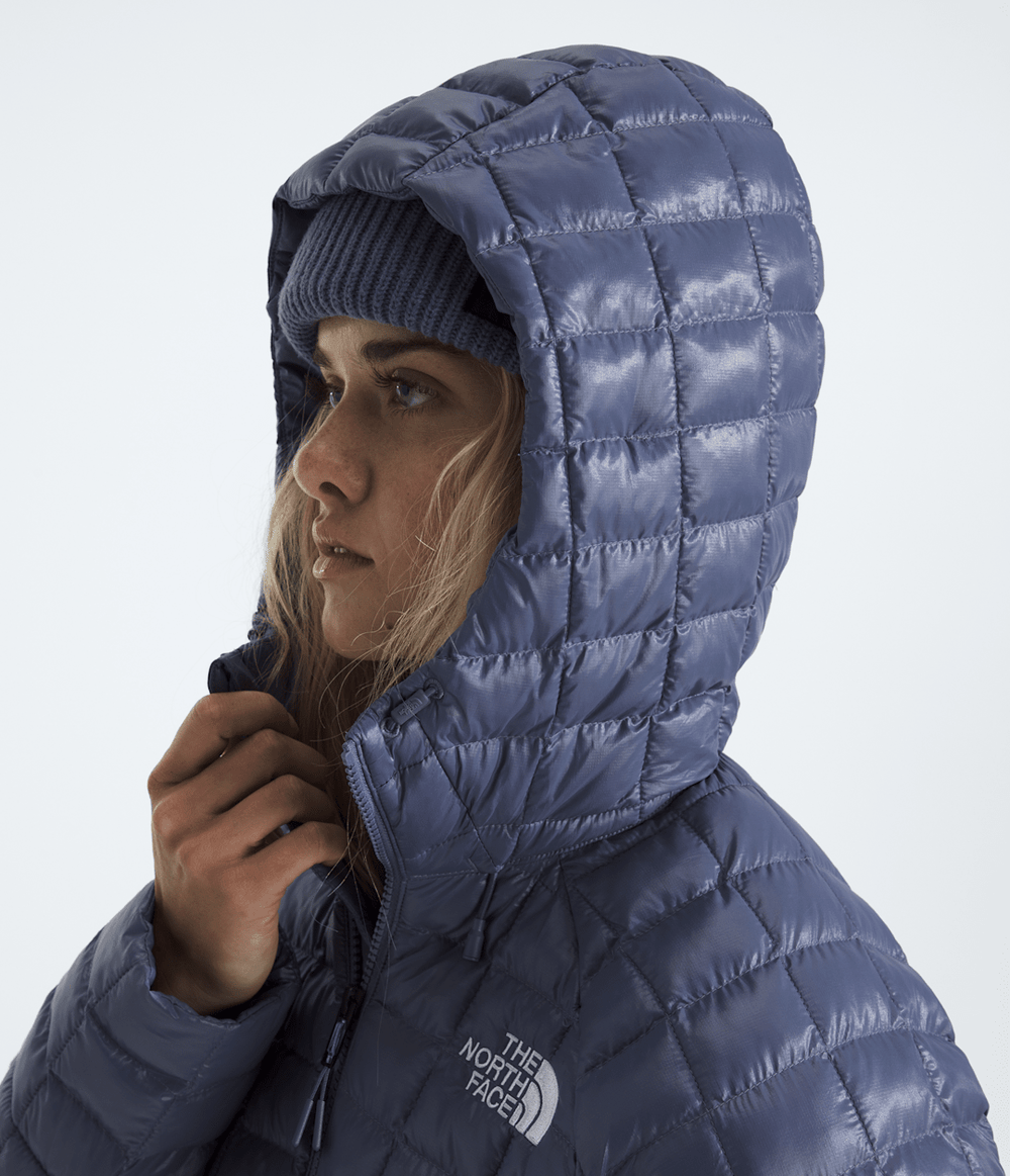 Women’s THERMOBALL™ Hooded Jacket / The North Face