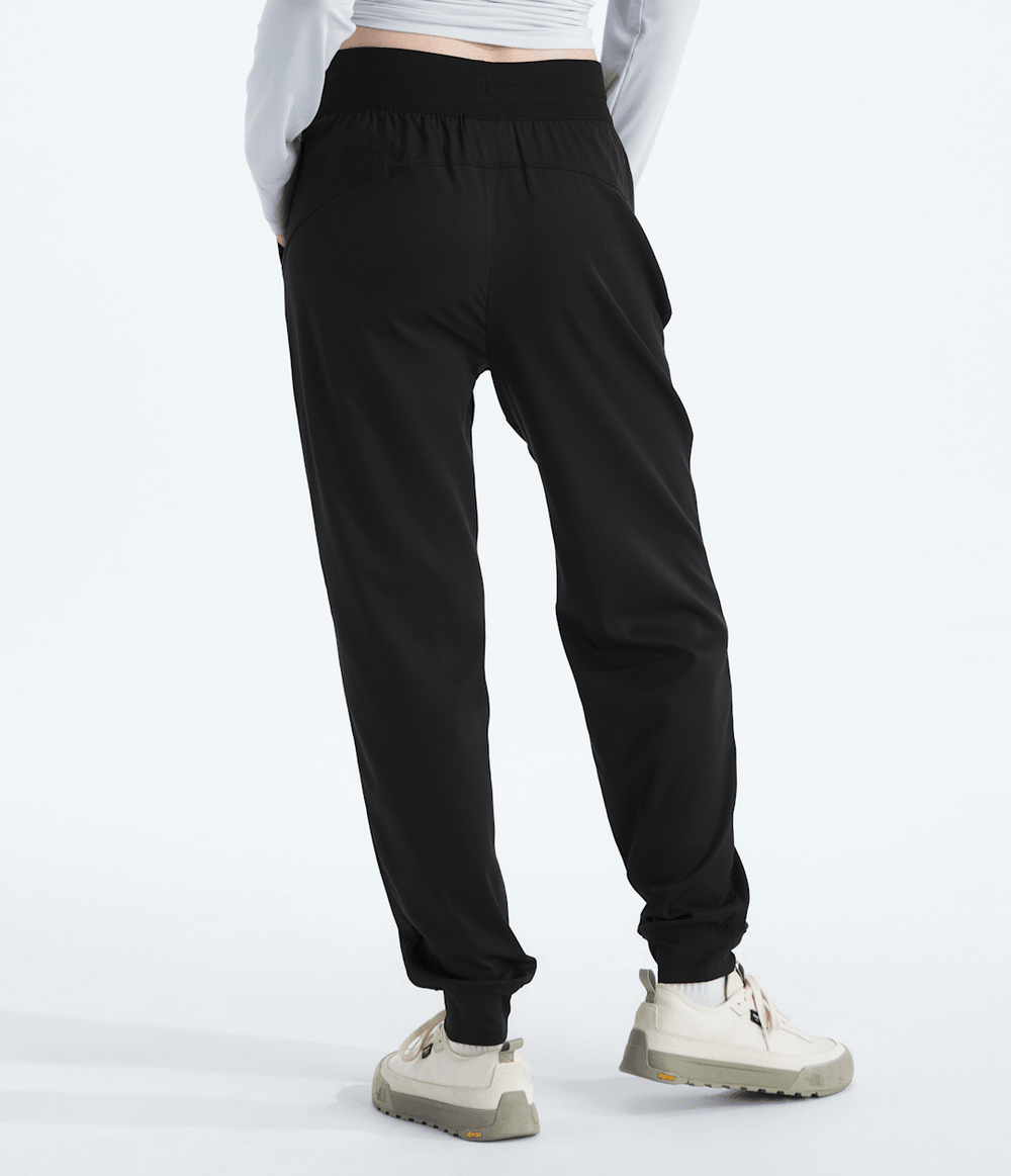 Women’s Aphrodite Arise Joggers / The North Face
