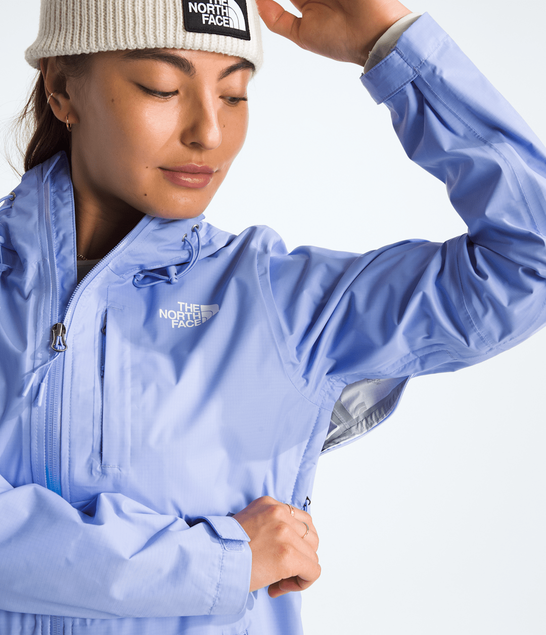 Women’s Alta Vista Rain Jacket / The North Face