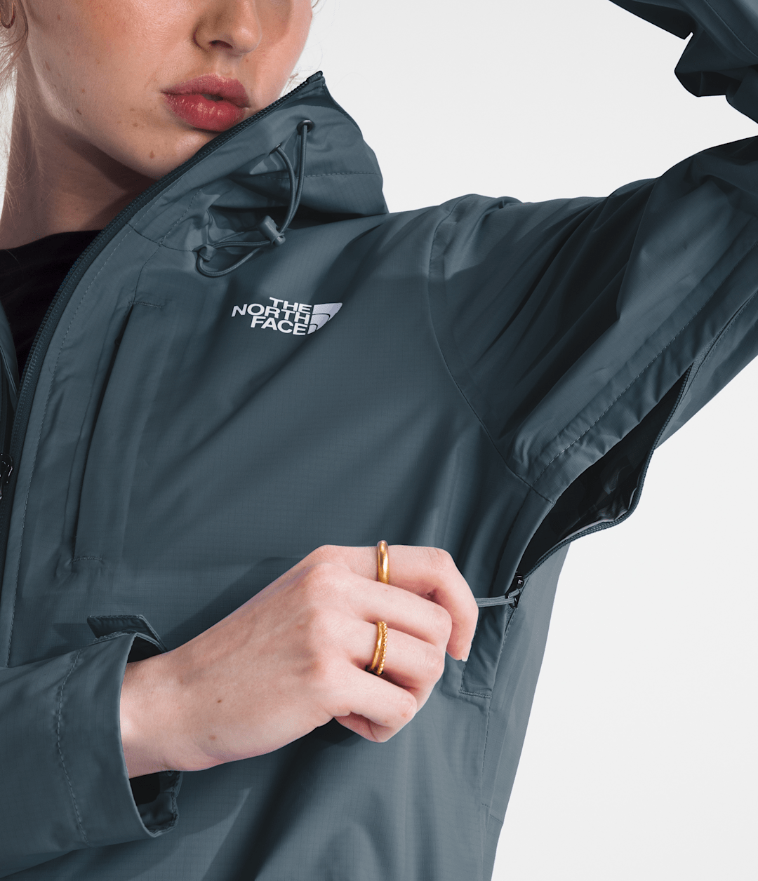 Women’s Alta Vista Rain Jacket / The North Face