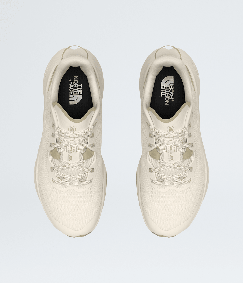 Women’s Altamesa 300 Shoes / The North Face